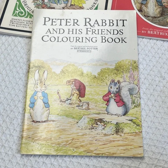 Vintage Colouring Book Featuring Peter Rabbit - Picture 2 of 9
